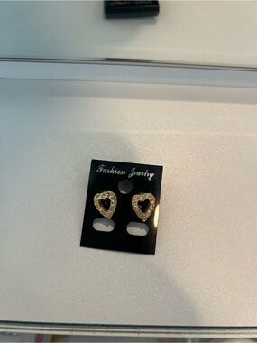 Fashion Jewelry Gold Crystal Heart Stud Earrings